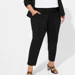Torrid Pull-On Relaxed Taper Studio Luxe Ponte Black High-Rise Pants Size 1X S
